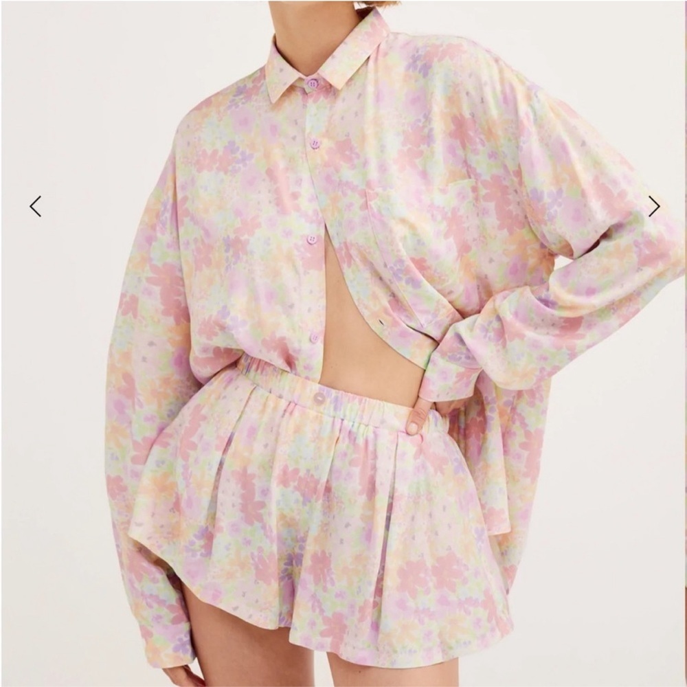NWOT For Love and Lemons Kennedy Floral Button Down Size Small